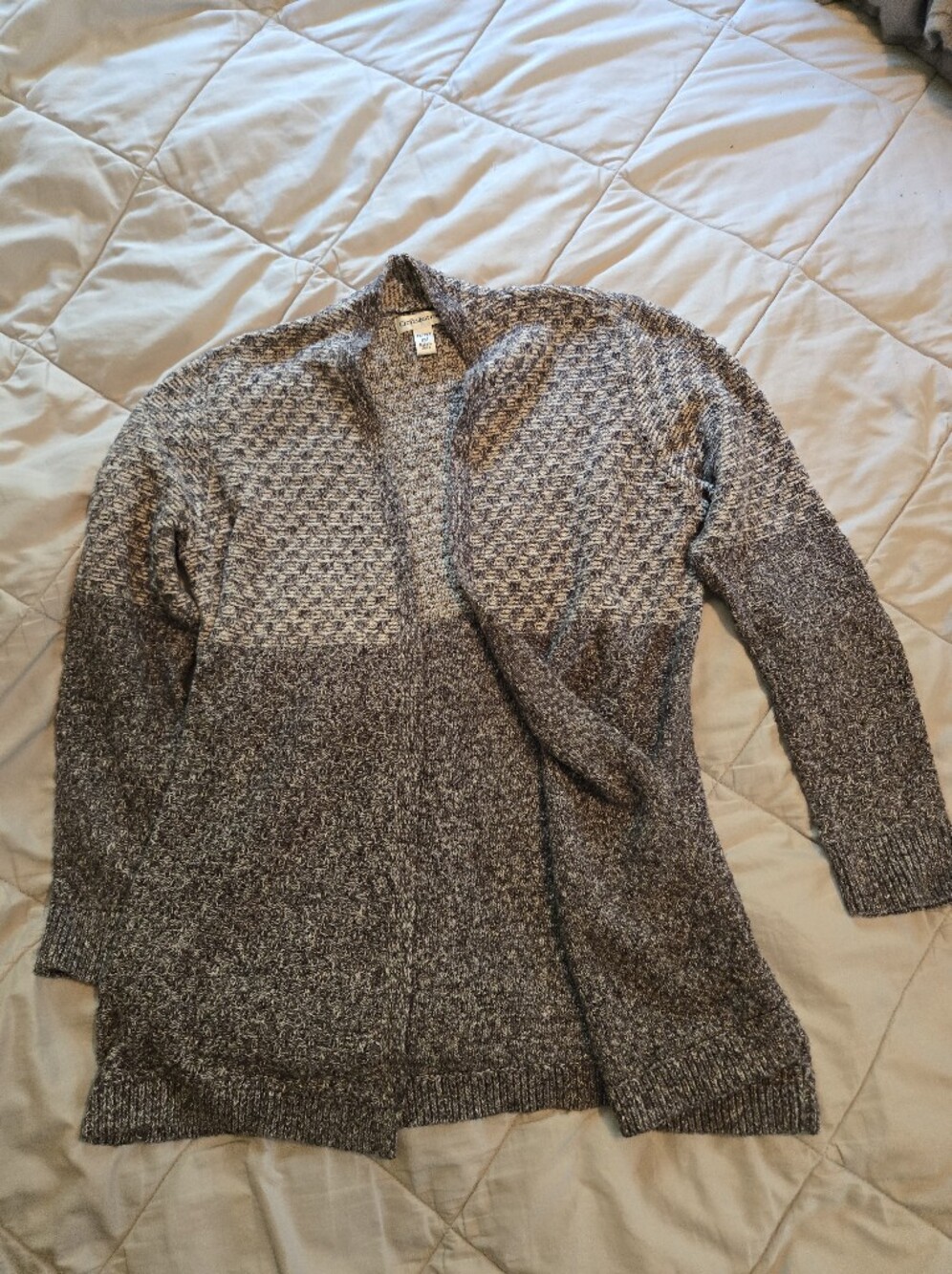 Cozy Croft & Barrow Two-Tone Gray Knit Cardigan
